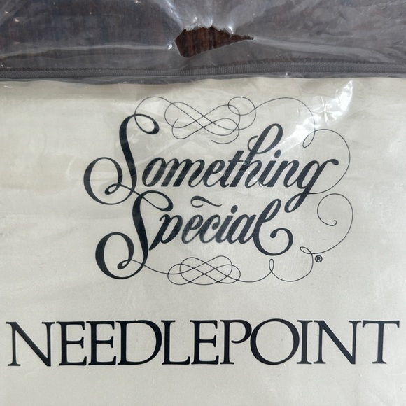 Something Special 'Siamese In The Window' Needlepoint Kit #30515 Sealed - Picture 6 of 8